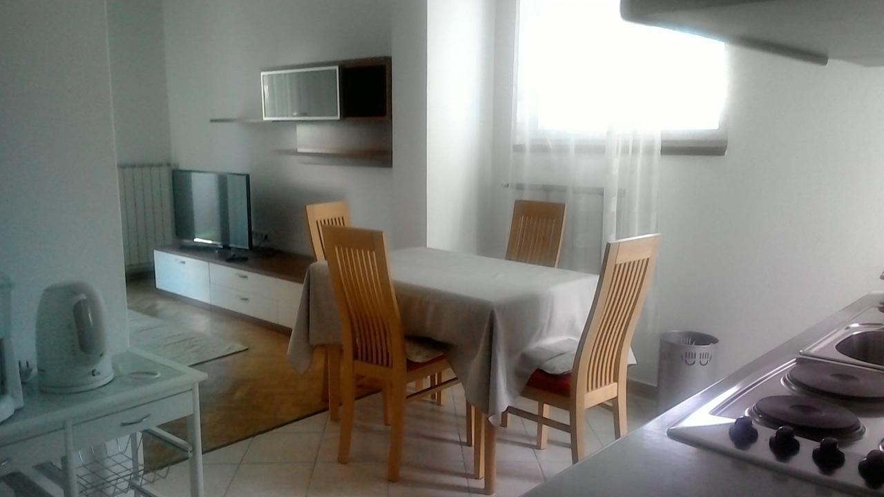 Apartment ราบ ภายนอก รูปภาพ